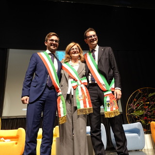 Gatto, Carnevali e Guerra (G.Divino) Gatto, Carnevali e Guerra (G.Divino)