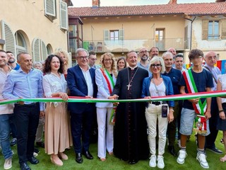 Manta, il taglio del nastro del nuovo asilo nido (foto pagina Facebook del Comune) Manta, il taglio del nastro del nuovo asilo nido (foto pagina Facebook del Comune)