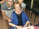 In foto la nonna braidese Luciana Rizzotti con i nipoti