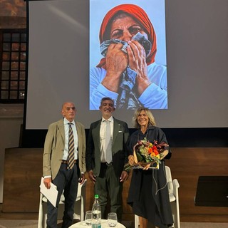 "Tra Eschilo e Trump": il Lions Club ha portato a Saluzzo l'antistoria dell'Occidente firmata Domenico Quirico "Tra Eschilo e Trump": il Lions Club ha portato a Saluzzo l'antistoria dell'Occidente firmata Domenico Quirico