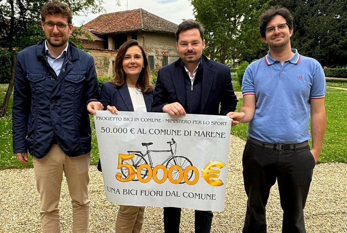 Luca Murazzano presidente associazione don Avataneo, l'assessore Alessandra Testa, il sindaco Alberto Deninotti e Marco Biolatti presidente Muovi le mani per Marene Luca Murazzano presidente associazione don Avataneo, l'assessore Alessandra Testa, il sindaco Alberto Deninotti e Marco Biolatti presidente Muovi le mani per Marene