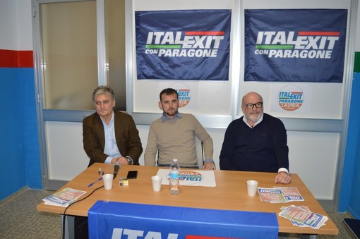 &quot;Pronti a prenderci il Comune&quot;: ItalExit Cuneo sostiene Beppe Lauria nella corsa a sindaco