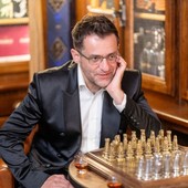 Il grande maestro Levon Aronian Il grande maestro Levon Aronian