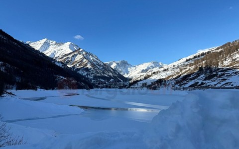 Il lago di Pontechianale ghiacciato: spettacolo affascinante, me non è una novità