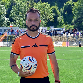 CALCIO / L'arbitro cuneese Luca Prattichizzo alla Juventus World Academy Cup 2026