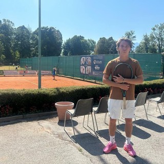 Lorenzo Leone, uno dei tennisti di casa Country impegnati nella Lilium Cup