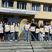 Primo giorno di scuola per gli allievi del Liceo Made in Italy-Scienze Gestionali al Delpozzo di Cuneo Primo giorno di scuola per gli allievi del Liceo Made in Italy-Scienze Gestionali al Delpozzo di Cuneo
