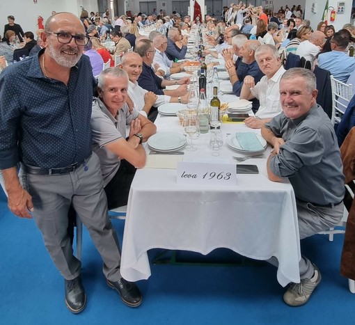 Un vuoto indescrivibile: l'addio a Enzo, il pizzaiolo dal cuore grande Un vuoto indescrivibile: l'addio a Enzo, il pizzaiolo dal cuore grande