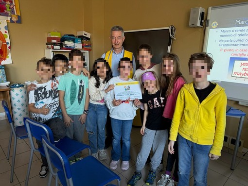 I Lions Club Mondovì e Carrù insegnano l'uso sicuro di Internet