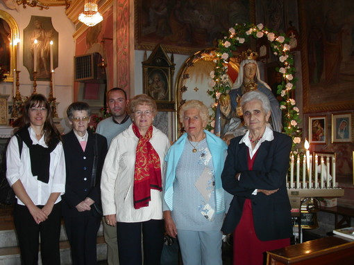 Luciana Colombo in una foto di repertorio nel Santuario di Monserrato