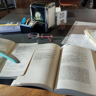 Silent Book Party, al Parco della Resistenza di Cuneo il terzo appuntamento di lettura poetica in silenzio