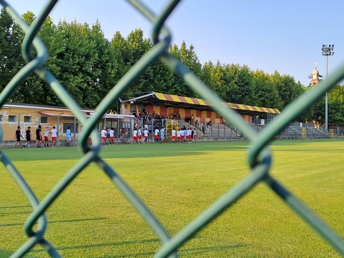 CALCIO SERIE D / Le cuneesi vanno a caccia di punti importanti: a Bra arriva il Derthona, il Saluzzo fa visita al Sestri Levante CALCIO SERIE D / Le cuneesi vanno a caccia di punti importanti: a Bra arriva il Derthona, il Saluzzo fa visita al Sestri Levante
