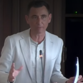 In foto l'assessore comunale Luca Pellegrino mentre risponde alle interrogazioni delle minoranze In foto l'assessore comunale Luca Pellegrino mentre risponde alle interrogazioni delle minoranze