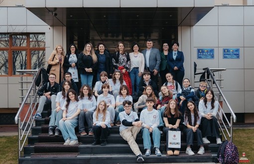 Studenti del Marconi e di Marene in Romania: scambio culturale a Vaslui con i coetanei rumeni