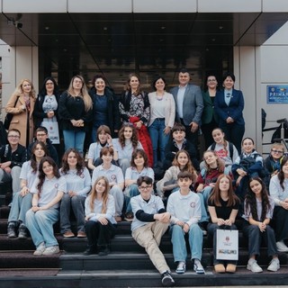 Studenti del Marconi e di Marene in Romania: scambio culturale a Vaslui con i coetanei rumeni Studenti del Marconi e di Marene in Romania: scambio culturale a Vaslui con i coetanei rumeni