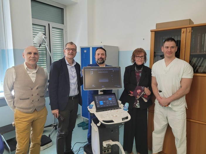 La donazione dell'ecografo da parte della signora Berardo