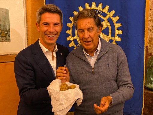 Il presidente Rotary Saluzzo Cesare Pallo e Francesco Manna
