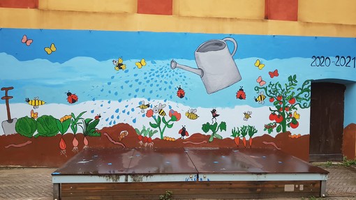 Un murales per la scuola dell'infanzia Centro Storico di Bra