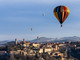 Le mongolfiere che sorvolano Mondovì - fotografia di Lorena Durante Le mongolfiere che sorvolano Mondovì - fotografia di Lorena Durante
