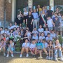 Le classi quinte della Primaria di Manta in vista al Municipio Le classi quinte della Primaria di Manta in vista al Municipio