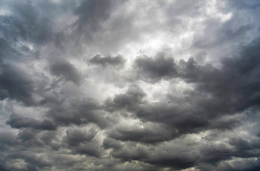 Meteo: nubifragi a inizio settimana, poi torna l'afa