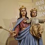 In foto, la statua dell’Ausiliatrice nella cappella dei Salesiani di Bra In foto, la statua dell’Ausiliatrice nella cappella dei Salesiani di Bra