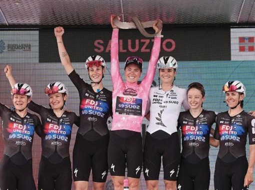 “Storie di Donne, Bici e Passione” arriva a Revello. In mostra il racconto del ciclismo femminile “Storie di Donne, Bici e Passione” arriva a Revello. In mostra il racconto del ciclismo femminile