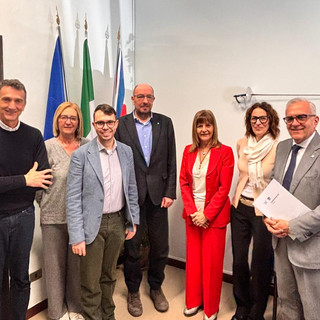 Nasce a Cuneo il "Liceo Made in Italy": accordo tra Confcommercio e l'Istituto Grandis Nasce a Cuneo il "Liceo Made in Italy": accordo tra Confcommercio e l'Istituto Grandis