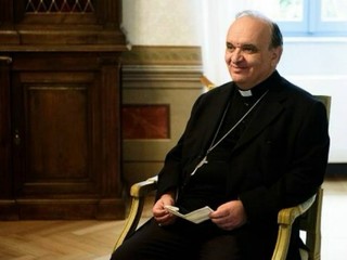 Il vescovo di Alba Marco Brunetti Il vescovo di Alba Marco Brunetti