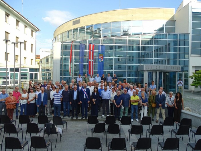 Provincia di Cuneo, medaglie ai dipendenti in pensione Provincia di Cuneo, medaglie ai dipendenti in pensione