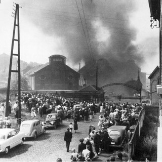La mattina dell'8 agosto 1956 nella miniera di carbone Bois du Cazier di Marcinelle, in Belgio, persero la vita 262 minatori, di cui 136 immigrati italiani