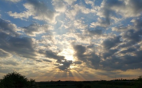 METEO / Primo weekend di ottobre con tempo stabile sulla Granda, tra sole e qualche nube