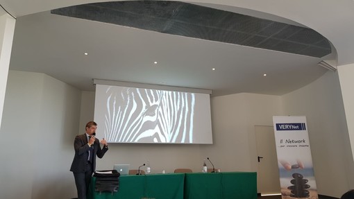 Marcello Carrara qui in veste di relatore all'annuale convegno delle agenzie di viaggio del Network Very Travel di Cuneo