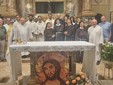 Foto di gruppo dopo la Messa in memoria di santa Chiara, a Bra Foto di gruppo dopo la Messa in memoria di santa Chiara, a Bra