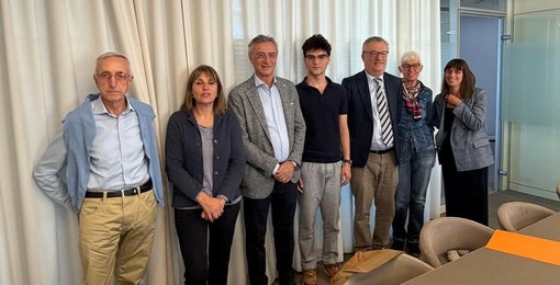 Francesco Villois, presidente della Fondazione CrSavigliano, alcuni membri del cda Metteo Borghino e dirigente dell'Arimondi Eula Luca Martini