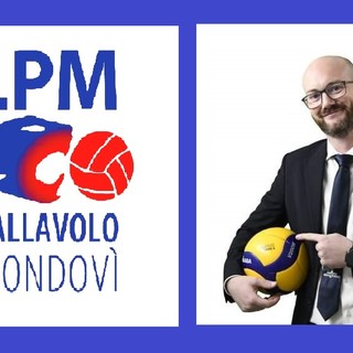 Il logo della Lpm Pallavolo Mondovì e accanto Matteo Brignone (foto Volley Savigliano)