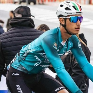 Il giovane portacolori della Petrolike è ricoverato in coma farmacologico all’ospedale di Cuneo. Si valuta un intervento per ridurre diverse fratture a mandibola e zigomo