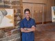 L'artista Franco Giletta con le sue opere in mostra a Manta L'artista Franco Giletta con le sue opere in mostra a Manta
