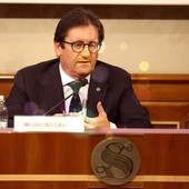 Michelino Davico quando era sottosegretario agli Interni a fianco di Maroni Michelino Davico quando era sottosegretario agli Interni a fianco di Maroni