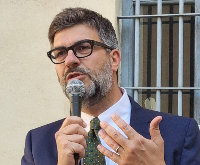 Provincia, Calderoni: “L’unità si costruisce, non si dichiara: se vale per il presidente, perché non per la squadra?” Provincia, Calderoni: “L’unità si costruisce, non si dichiara: se vale per il presidente, perché non per la squadra?”