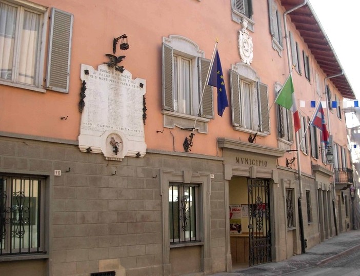 Il Municipio di Borgo San Dalmazzo, immagine di repertorio