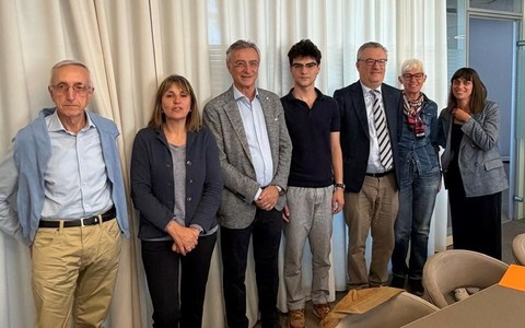 Francesco Villois, presidente della Fondazione CrSavigliano, alcuni membri del cda Metteo Borghino e dirigente dell'Arimondi Eula Luca Martini