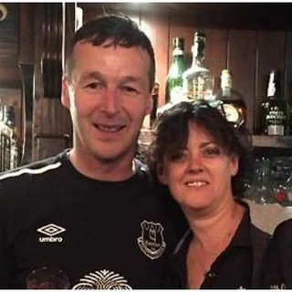 Mike Smith con la moglie Liza