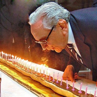Michele Ferrero durante i festeggiamenti per i 40 anni della Nutella