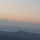 Addio 2025: l’ultimo tramonto dell’anno è da cartolina