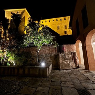 Manta, salita al Castello