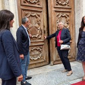 La sindaca Patrizia Manassero all'inaugurazione dell'ex chiesa di Santa Chiara