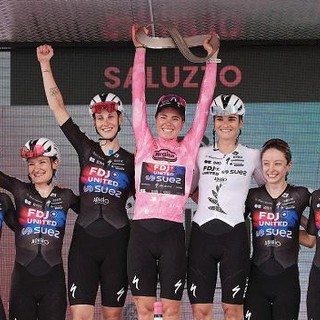 “Storie di Donne, Bici e Passione” arriva a Revello. In mostra il racconto del ciclismo femminile