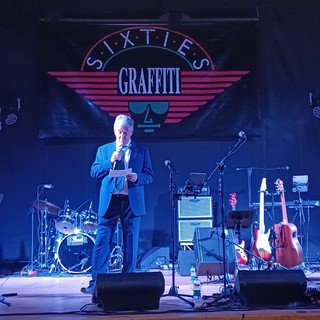 Sixties Graffiti, quarant’anni di musica: il saluto finale in piazza Maggiore a Mondovì