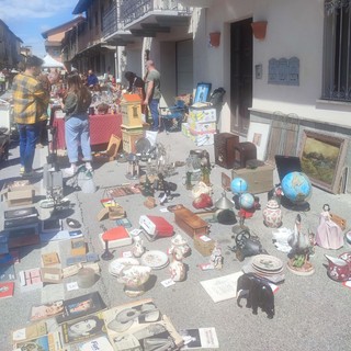 Domenica 2 giugno l'ultimo mercato dell'antiquariato a Cherasco